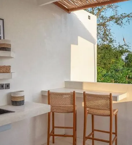 Villa Casa Lumina Brand New 2 Bedroom In Babakan Canggu