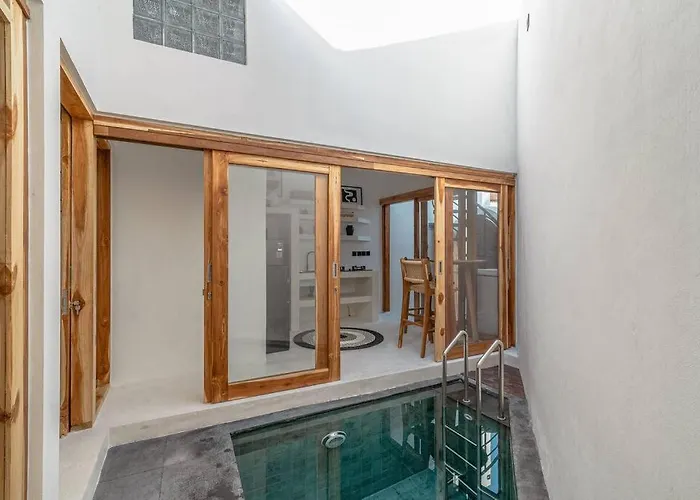 Casa Lumina Brand New 2 Bedroom In Babakan チャングー