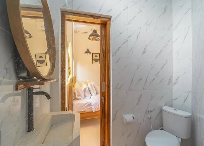 Casa Lumina Brand New 2 Bedroom In Babakan