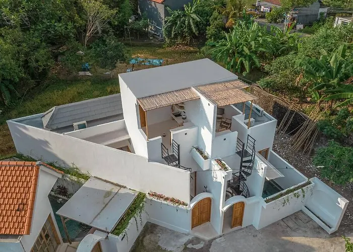 Casa Lumina Brand New 2 Bedroom In Babakan Villa *